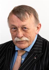 Profile image for Councillor Tim Davies